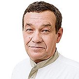 Врач Белоусов Валерий Дмитриевич