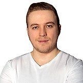Врач Гадриян Станислав Вячеславович