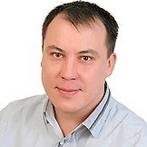 Врач Юсупов Юрий Марсельевич