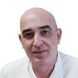 Врач Мамаев Алан Мухарбекович