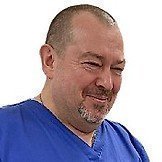 Врач Новиков Максим Александрович