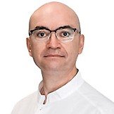 Врач Раевский Иосиф Валерьевич