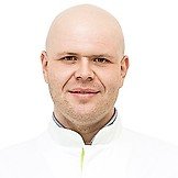 Врач Шишменцев Николай Борисович